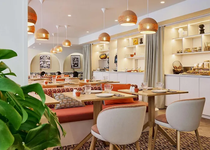 Mercure Saint Raphael Centre Plage